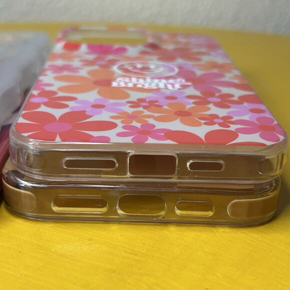 iPhone 15 Pro MagSafe Cases Lot Of 4 Feminine Girly Cases Floral glitter Wavy - Picture 5 of 12